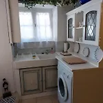 2bed House Sleeps 4 - Parking Views 3min To Town كونفولين