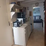 2bed House Sleeps 4 - Parking Views 3min To Town * كونفولين