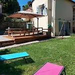 بيت للعطل 2bed House Sleeps 4 - Parking Views 3min To Town كونفولين