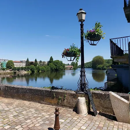 2bed House Sleeps 4 - Parking Views 3min To Town *