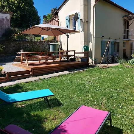 2bed House Sleeps 4 - Parking Views 3min To Town * Confolens