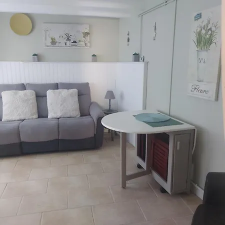 2bed House Sleeps 4 - Parking Views 3min To Town Dom wakacyjny