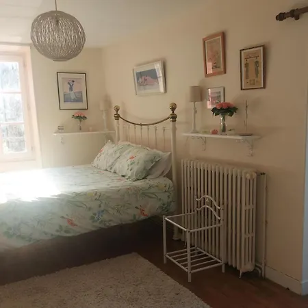 2bed House Sleeps 4 - Parking Views 3min To Town *