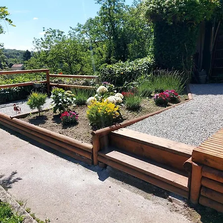 Dom wakacyjny 2bed House Sleeps 4 - Parking Views 3min To Town Confolens