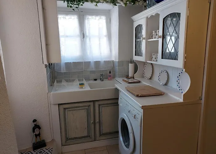 2bed House Sleeps 4 - Parking Views 3min To Town