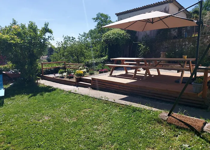 2bed House Sleeps 4 - Parking Views 3min To Town *