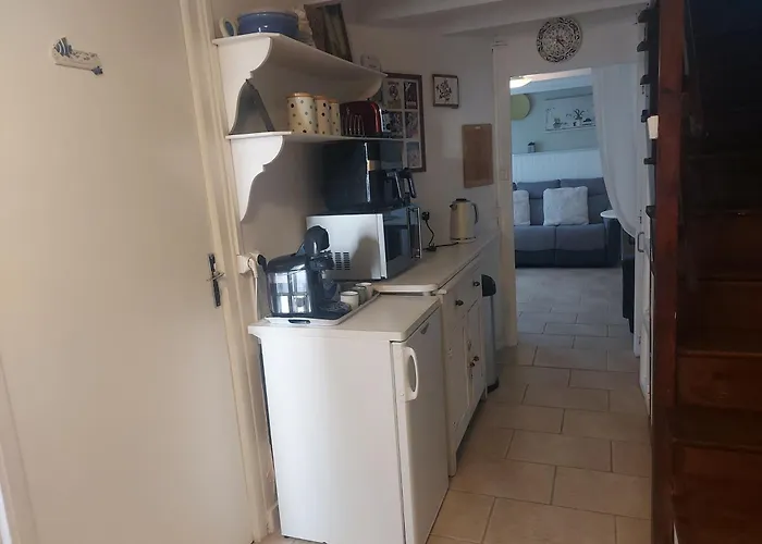 2bed House Sleeps 4 - Parking Views 3min To Town 度假居